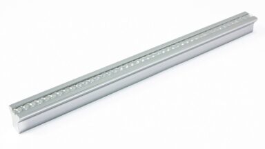 Griff Blumberg Kunststoff Metallfolieneffekt - silber glänzend, Juweleffekt - kristall - 200 mm lang vor weißem Hintergrund