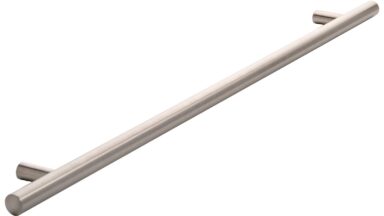 Griff Bruchsal Stahl vernickelt feingeschliffen - 416 mm lang  vor weißem Hintergrund
