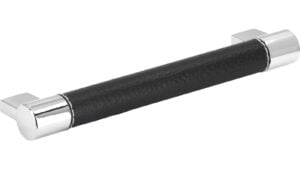 Griff Erbach Kunstleder-Druckguss/Metallfuß schwarz chrom glänzend - 183 mm lang  vor weißem Hintergrund