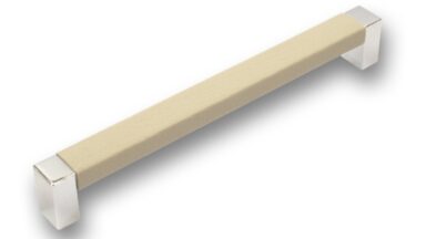 Griff Rodenbach Kunstleder - Kunststoff beige metallisiert chrom glänzend - 170 mm lang  vor weißem Hintergrund