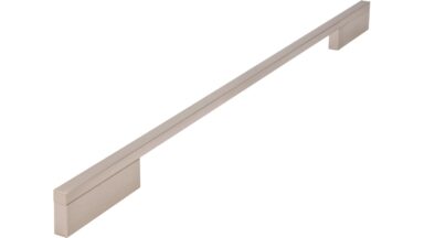 Griff Wendlingen Aluminium vernickelt feingeschliffen - 476 mm lang vor weißem Hintergrund