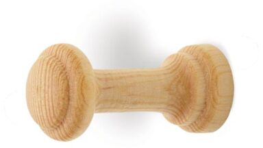 Haken Bopfingen Holz kiefer natur lackiert - 22 mm lang  vor weißem Hintergrund