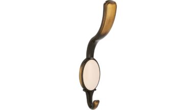 Haken Eutin Druckguss - Kunststoff altmessing brüniert gebürstet beige - 158 mm lang vor weißem Hintergrund