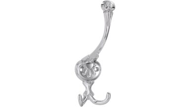 Haken Fürth Druckguss chrom glänzend - 151 mm lang vor weißem Hintergrund