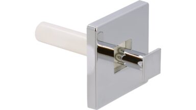 Haken Ketsch Kunststoff galvanisiert chrom glänzend - 56 mm lang  vor weißem Hintergrund