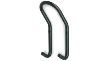 Haken Straubing Stahl schwarz-braun pulverbeschichtet - 128 mm lang vor weißem Hintergrund