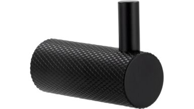 Haken Threesixty Aluminium schwarz matt pulverbeschichtet - 30 mm lang vor weißem Hintergrund