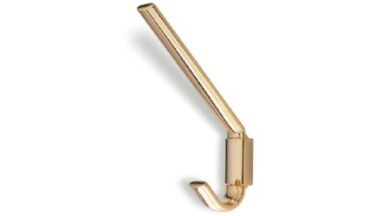 Haken Tübingen Kunststoff galvanisiert gold glänzend - 162 mm lang  vor weißem Hintergrund