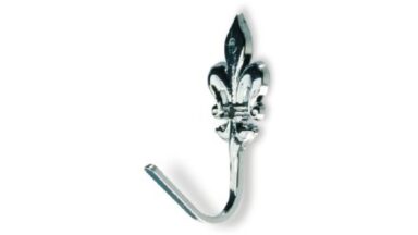 Haken Unna Druckguss chrom glänzend - 55 mm lang  vor weißem Hintergrund