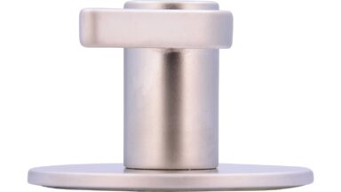 Haken sk Nideggen Druckguss matt vernickelt - 60 mm lang  vor weißem Hintergrund