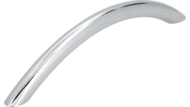 Griff Ahlen Stahl chrom glänzend - 153 mm lang vor weißem Hintergrund