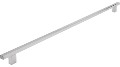 Griff Ascheberg Aluminium chrom glänzend - 538 mm lang  vor weißem Hintergrund