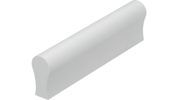Griff Berlin Aluminium silber natur matt - 84 mm lang  vor weißem Hintergrund