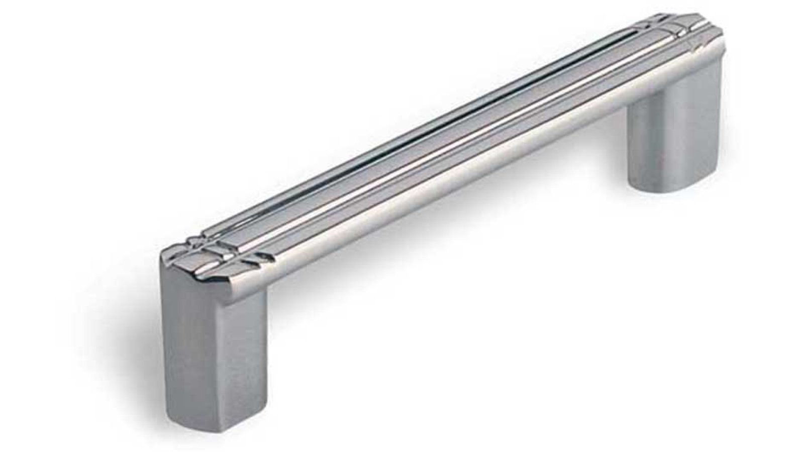 Griff Butzbach Druckguss chrom glänzend - 116 mm lang  vor weißem Hintergrund