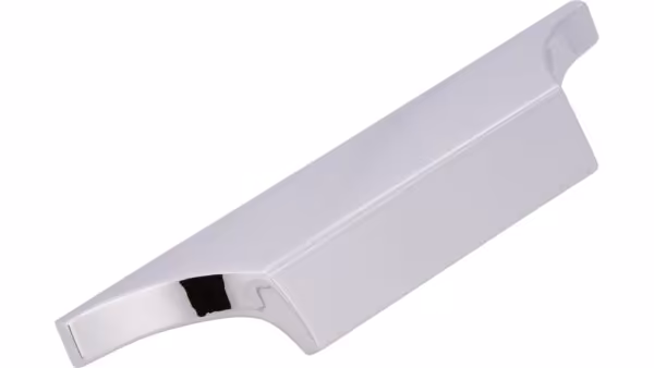Griff Colditz Druckguss chrom glänzend - 122 mm lang  vor weißem Hintergrund