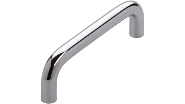 Griff Eckental Stahl chrom glänzend - 106 mm lang vor weißem Hintergrund
