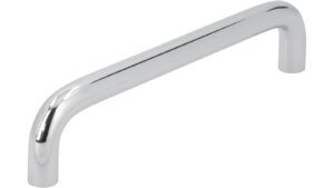 Griff Eckental Stahl chrom glänzend - 138 mm lang vor weißem Hintergrund