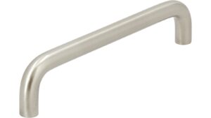 Griff Eckental Stahl vernickelt feingeschliffen - 138 mm lang  vor weißem Hintergrund