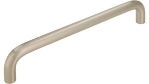 Griff Eckental Stahl vernickelt feingeschliffen - 170 mm lang  vor weißem Hintergrund