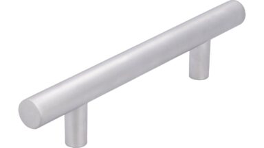 Griff Eppelheim Druckguss chrom matt - 158 mm lang  vor weißem Hintergrund