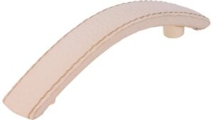 Griff Flöha Kunstleder - Kunststoff beige - 138 mm lang  vor weißem Hintergrund