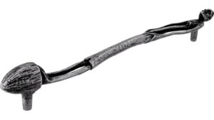 Griff Gauting Druckguss altsilberfarbig - 335 mm lang  vor weißem Hintergrund