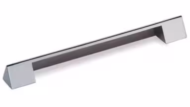 Griff Gelnhausen Druckguss chrom glänzend - 142 mm lang vor weißem Hintergrund