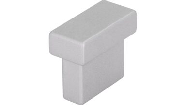 Griff Giengen Druckguss alufarbig pulverbeschichtet - 29 mm lang vor weißem Hintergrund