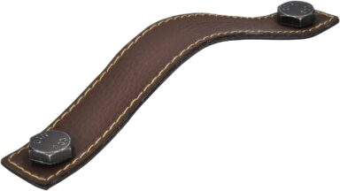 Griff Gleichen Kunstleder-Druckguss/Metallfuß braun eisenfarbig getrommelt matt - 190 mm lang vor weißem Hintergrund