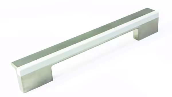 Griff Graben-Neudorf Kunststoff Edelstahleffekt - nickel matt gebürstet, Kunststoff glasiert - weiß hochglanz - 170 mm lang  vor weißem Hintergrund