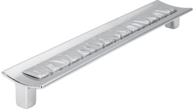 Griff Hille Druckguss chrom glänzend - 202 mm lang vor weißem Hintergrund