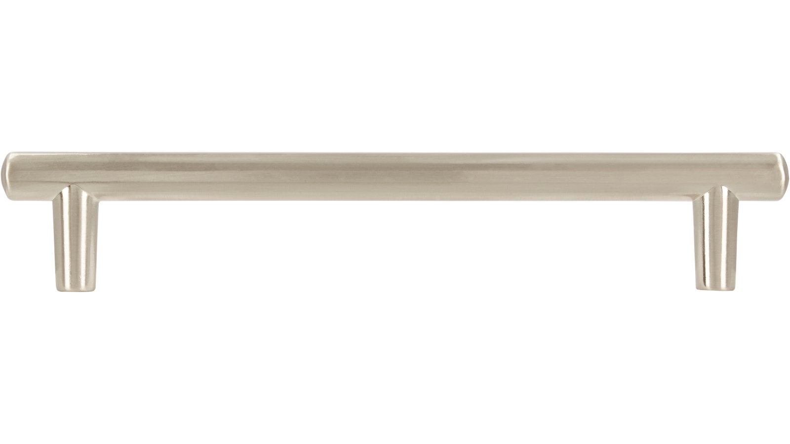 Griff Kaltenkirchen Druckguss vernickelt feingeschliffen - 157 mm lang  vor weißem Hintergrund