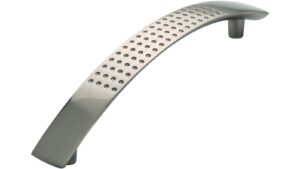 Griff Kaufbeuren Druckguss vernickelt feingeschliffen - 160 mm lang  vor weißem Hintergrund