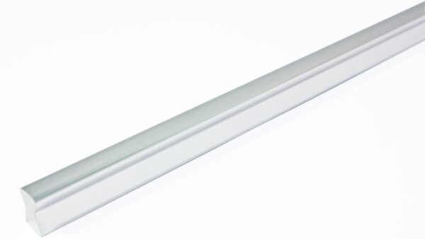 Griff Königsbach Kunststoff Metallfolieneffekt - silber glänzend - 340 mm lang vor weißem Hintergrund