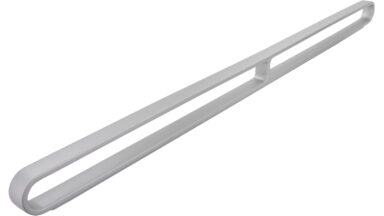 Griff Luckenwalde Druckguss alufarbig pulverbeschichtet - 524 mm lang vor weißem Hintergrund