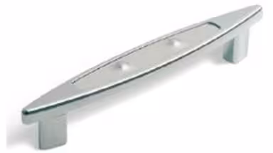 Griff Maintal Druckguss - Kunststoff chrom glänzend edelstahl - 160 mm lang vor weißem Hintergrund