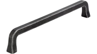 Griff Marktheidenfeld Druckguss eisenfarbig getrommelt matt - 171 mm lang vor weißem Hintergrund