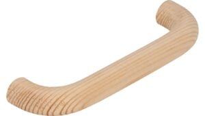 Griff Mettingen Holz kiefer roh - 108 mm lang  vor weißem Hintergrund