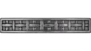 Griff Neckarsulm Druckguss altsilberfarbig - 126 mm lang  vor weißem Hintergrund