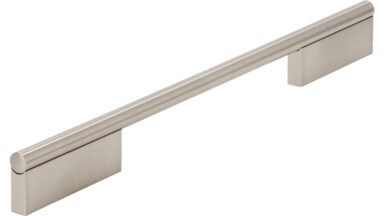 Griff Oberndorf Aluminium vernickelt feingeschliffen - 316 mm lang vor weißem Hintergrund