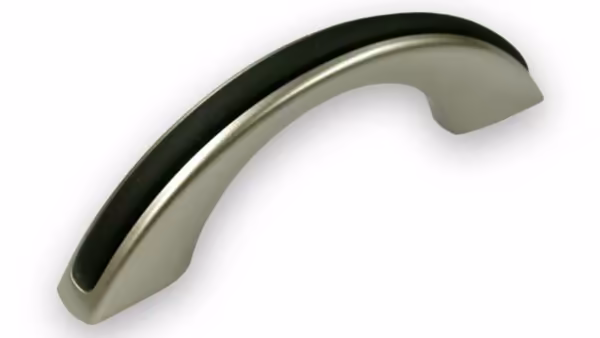 Griff Ochsenfurt Kunststoff metallisiert - nickel, Kunststoff Gummieffekt - schwarz - 86 mm lang vor weißem Hintergrund