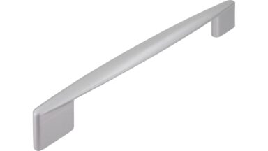 Griff Parchim Druckguss alufarbig pulverbeschichtet - 232 mm lang  vor weißem Hintergrund