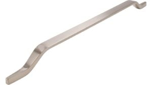 Griff Pegnitz Druckguss vernickelt feingeschliffen - 360 mm lang  vor weißem Hintergrund