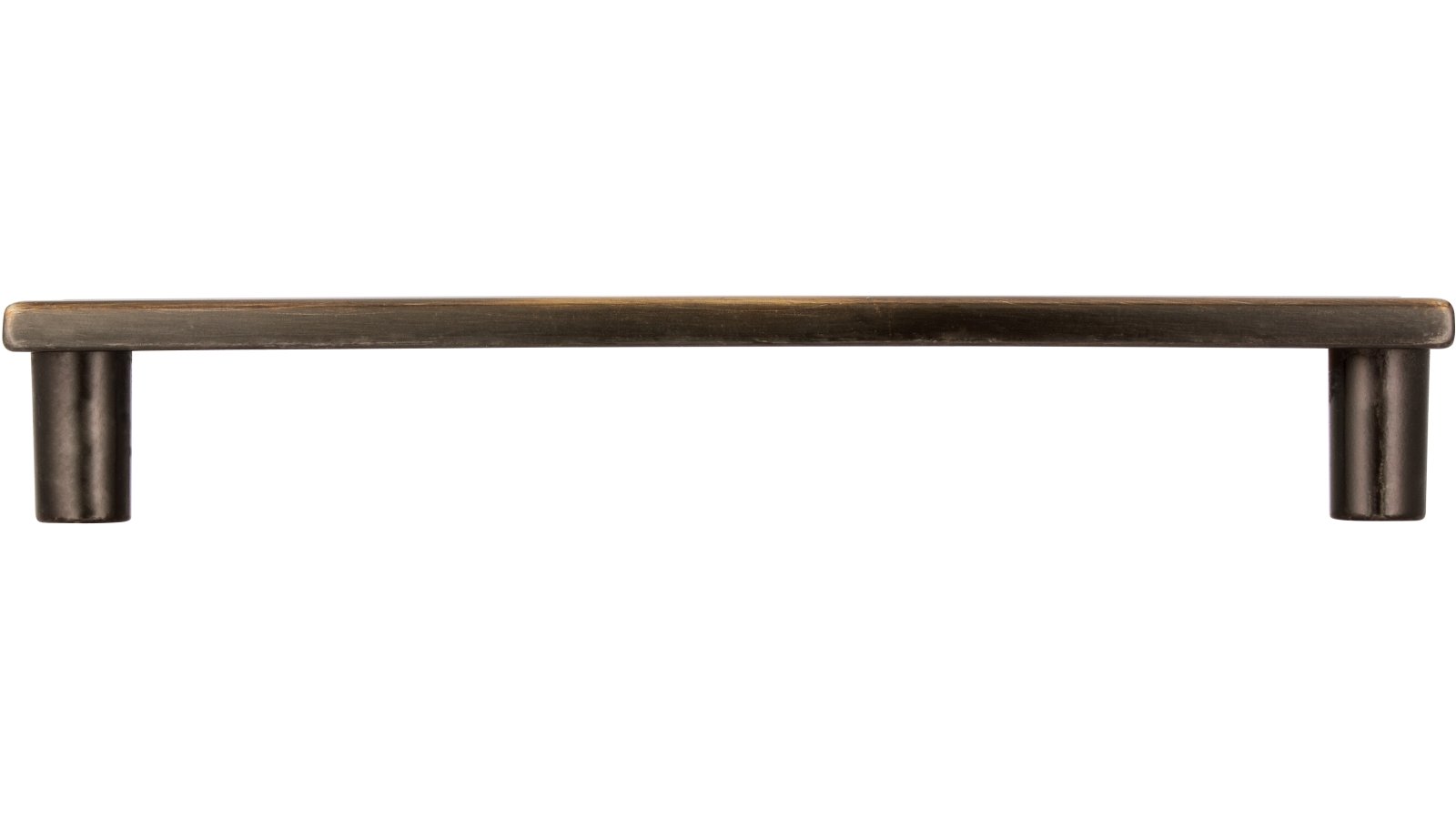 Griff Rhauderfehn Druckguss altmessing brüniert gebürstet - 140 mm lang  vor weißem Hintergrund