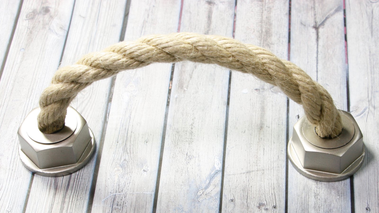 Griff Rope Kunststoff metallisiert - warmgrau, Schnur - beige - 165 mm lang  vor weißem Hintergrund