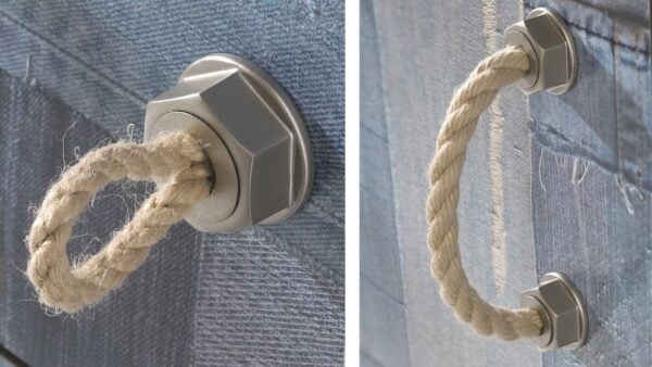 Griff Rope Kunststoff - grau-silber, Schnur - beige - 165 mm lang  vor weißem Hintergrund