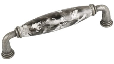 Griff Rosbach Zamak Porzellan antik silber weiß Flecken schwarz - 145 mm lang vor weißem Hintergrund