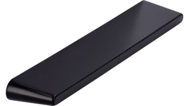 Griff Rosdorf Druckguss schwarz matt pulverbeschichtet - 138 mm lang  vor weißem Hintergrund