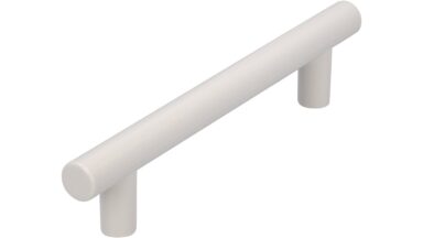Griff Ruppichteroth Kunststoff weiß - 130 mm lang vor weißem Hintergrund