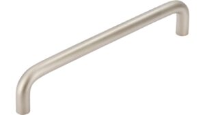 Griff Schöningen Stahl matt vernickelt - 136 mm lang  vor weißem Hintergrund